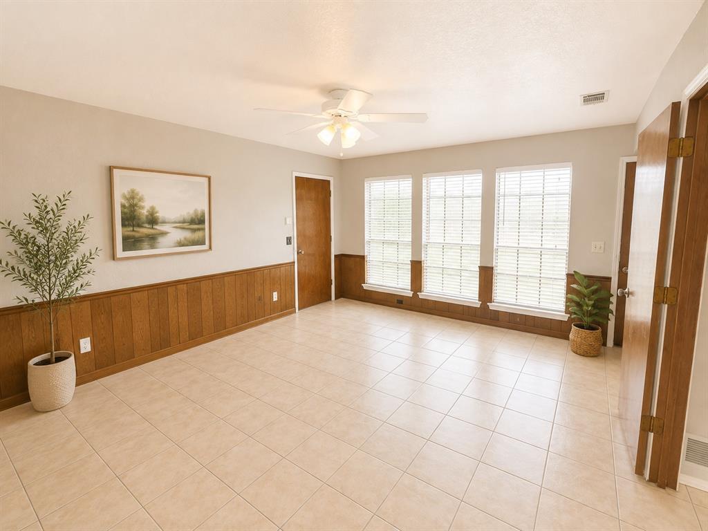 1601 Copper Creek Drive Property Photo 8