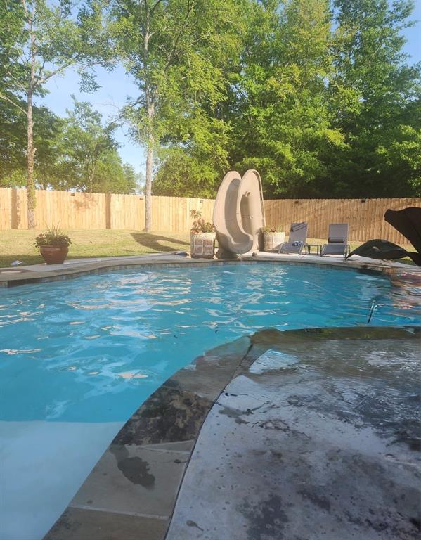 704 Kimberly Lane Property Photo 2