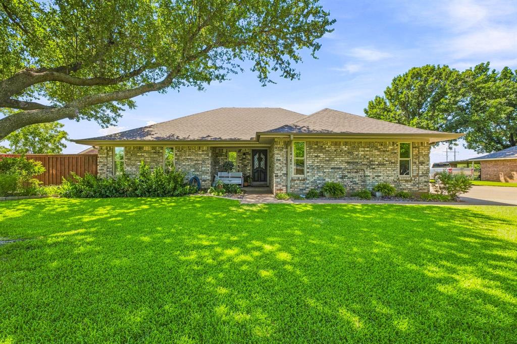136 Chaparral Drive Property Photo 1