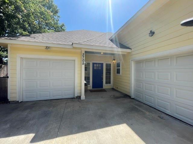 2705 College Avenue Property Photo 1