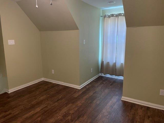 2705 College Avenue Property Photo 13