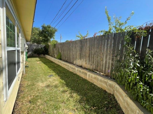 2705 College Avenue Property Photo 24