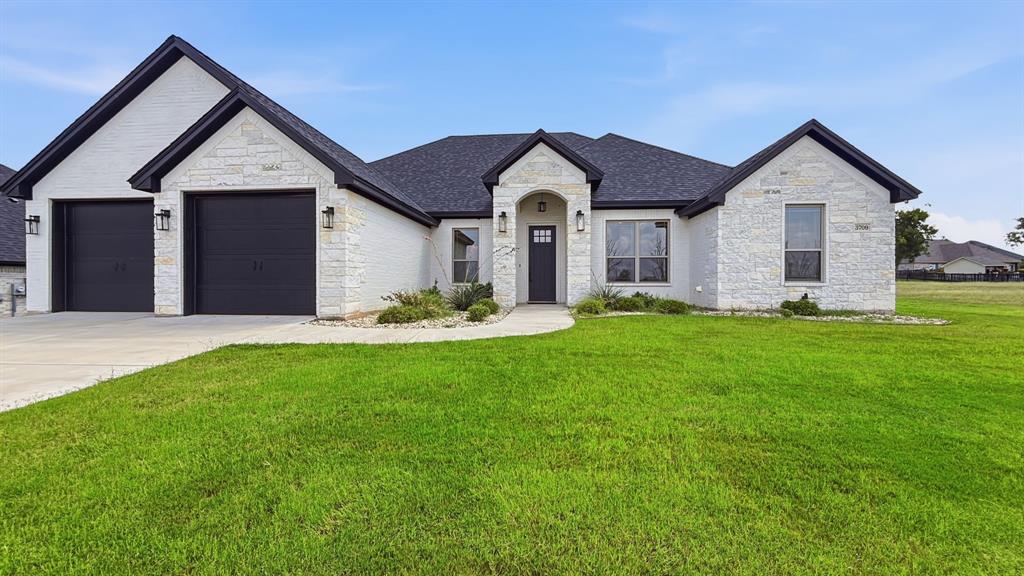 3709 Tremont Lane Property Photo 1