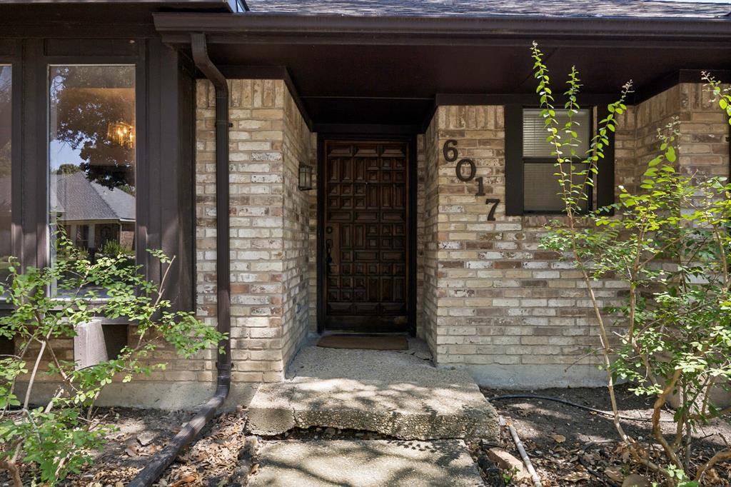 6017 Timber Creek Lane Property Photo 3