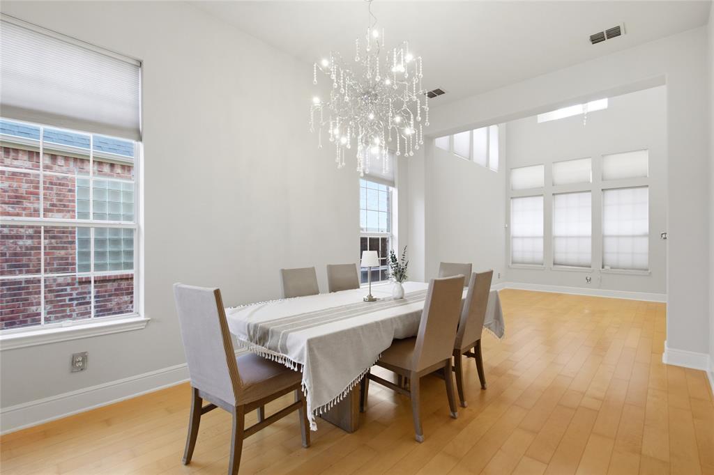 6925 Medallion Drive Property Photo 12