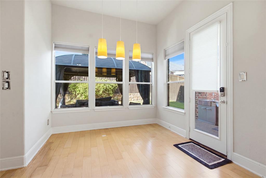 6925 Medallion Drive Property Photo 13