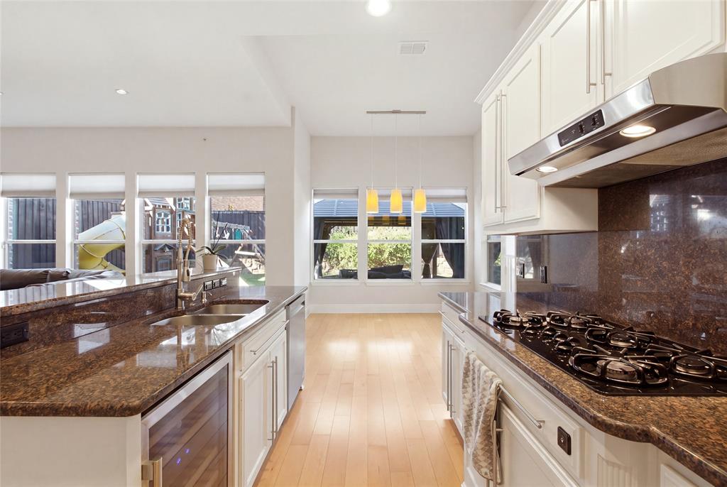 6925 Medallion Drive Property Photo 15