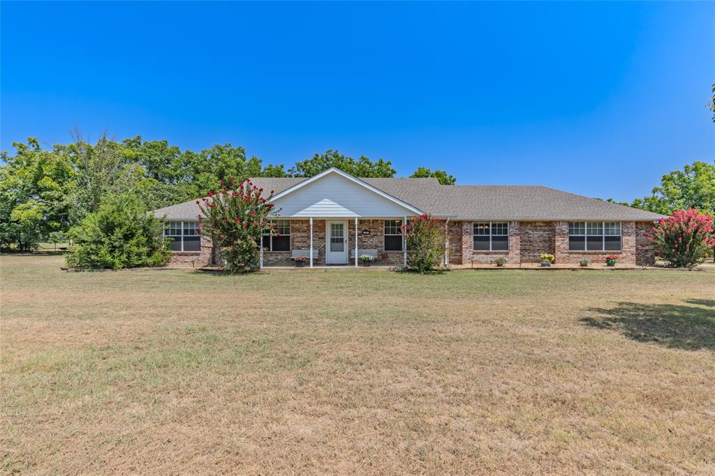 4886 White Rock