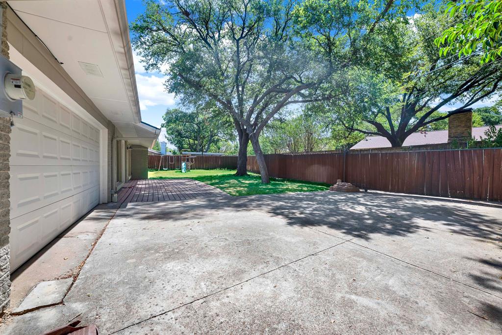 3326 Dartmoor Drive Property Photo 33