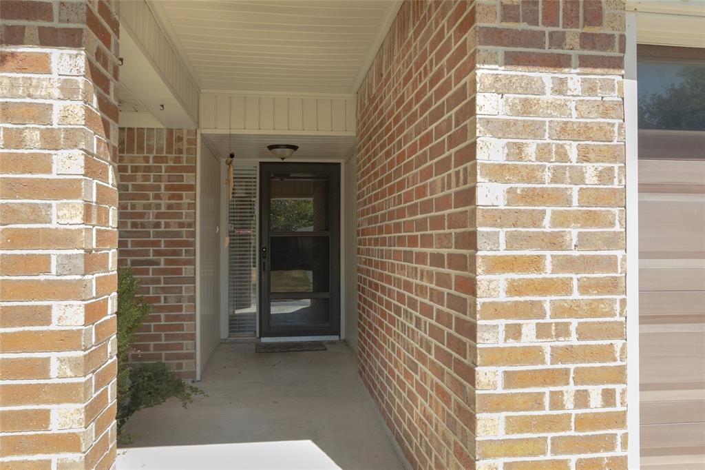 4915 S Prairieview Court Property Photo 2