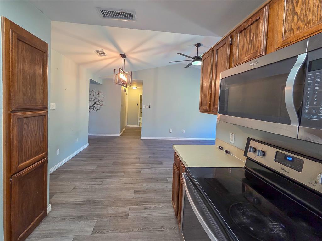 4915 S Prairieview Court Property Photo 10
