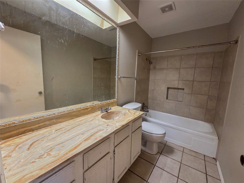 4915 S Prairieview Court Property Photo 18