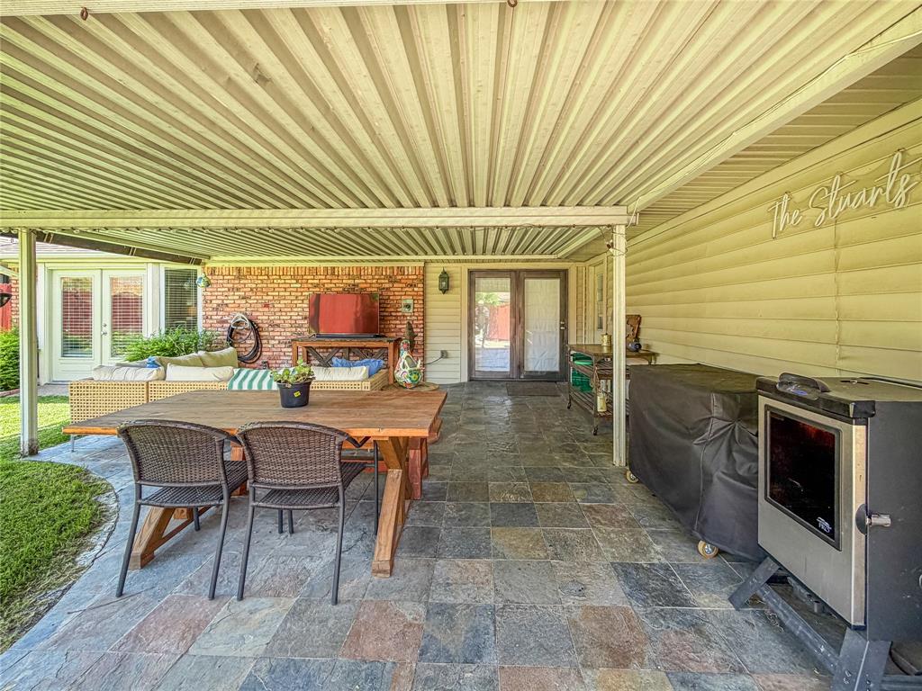 703 Willow Brook Drive Property Photo 34