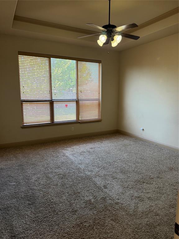 607 Deverson Drive Property Photo 16