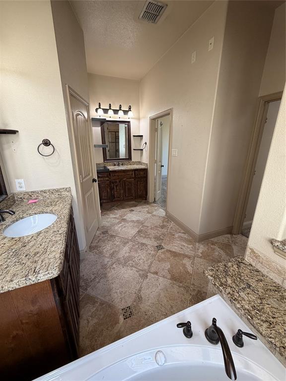 607 Deverson Drive Property Photo 19
