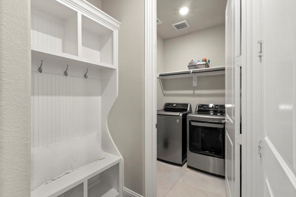 2316 Willow Garden Drive Property Photo 11