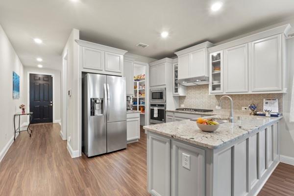 2316 Willow Garden Drive Property Photo 13