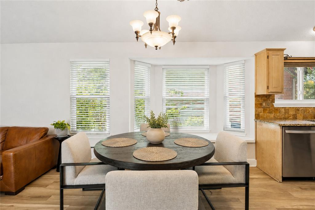 1510 Palisades Drive Property Photo 10