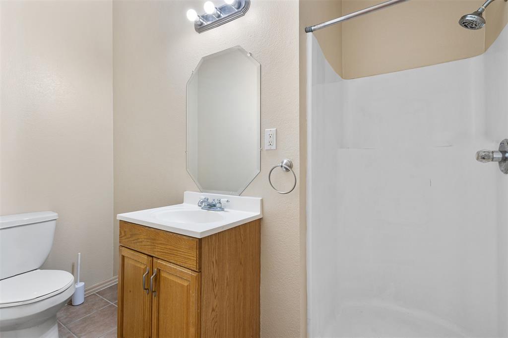 1235 E Leuda Street Property Photo 5