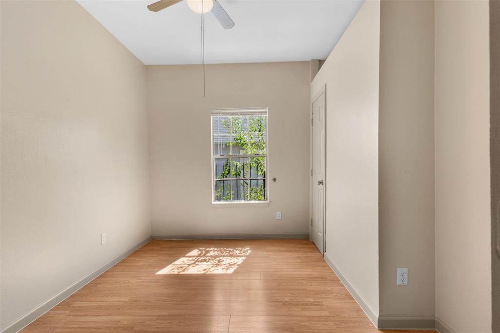 1235 E Leuda Street Property Photo 6