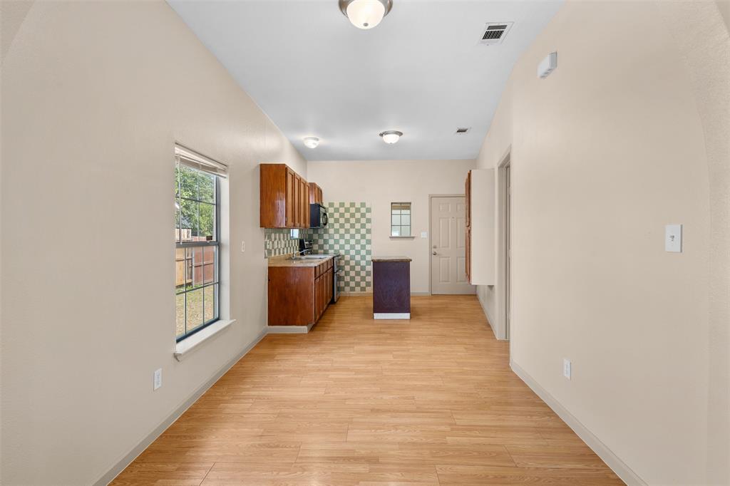 1235 E Leuda Street Property Photo 7