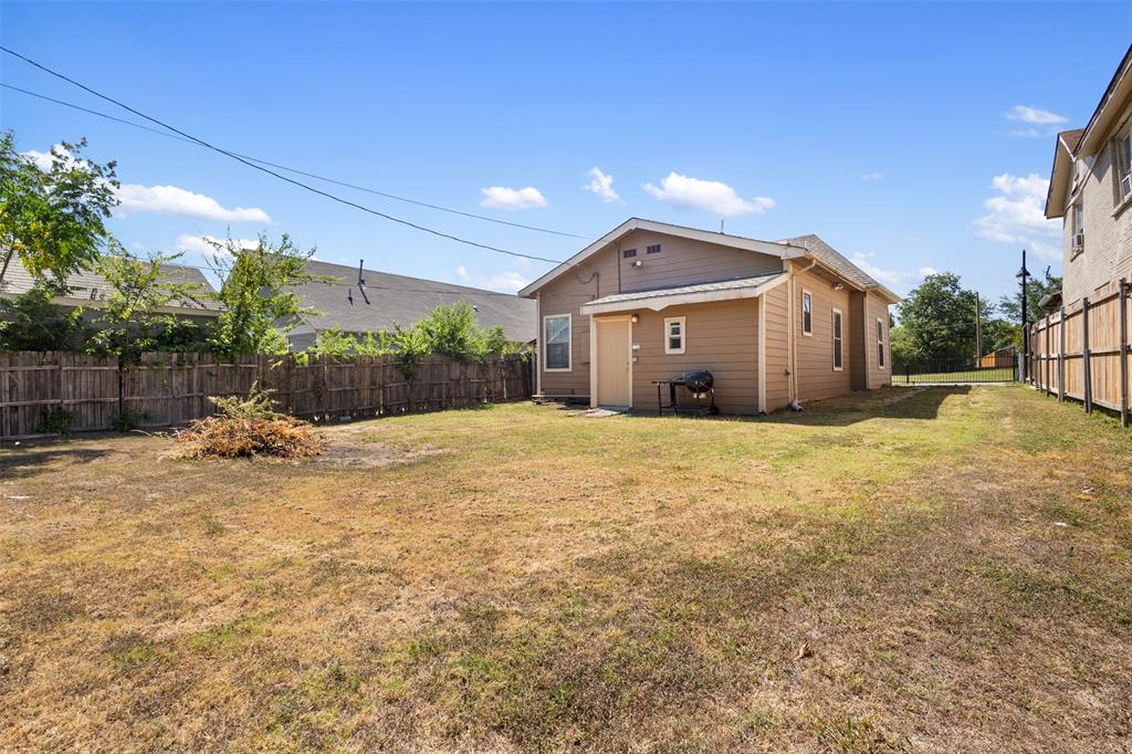 1235 E Leuda Street Property Photo 16