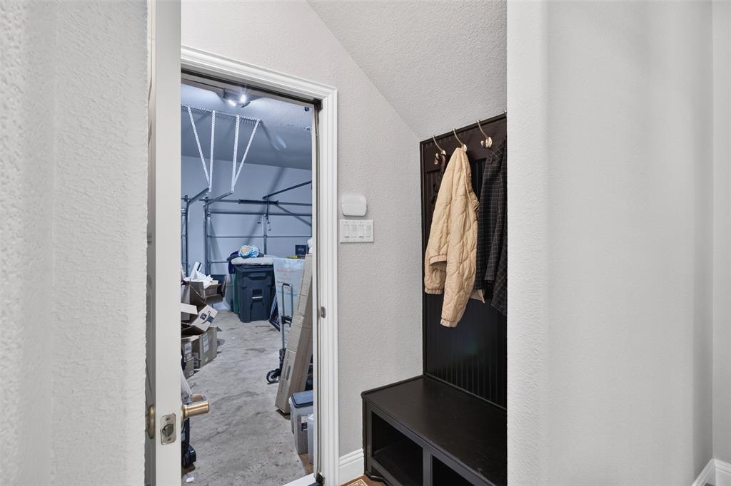 6820 Westbury Drive Property Photo 17