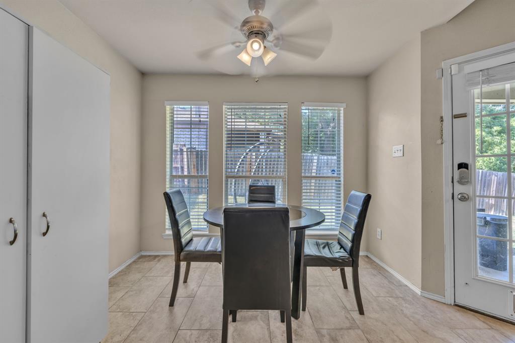605 E Ross Street Property Photo 6