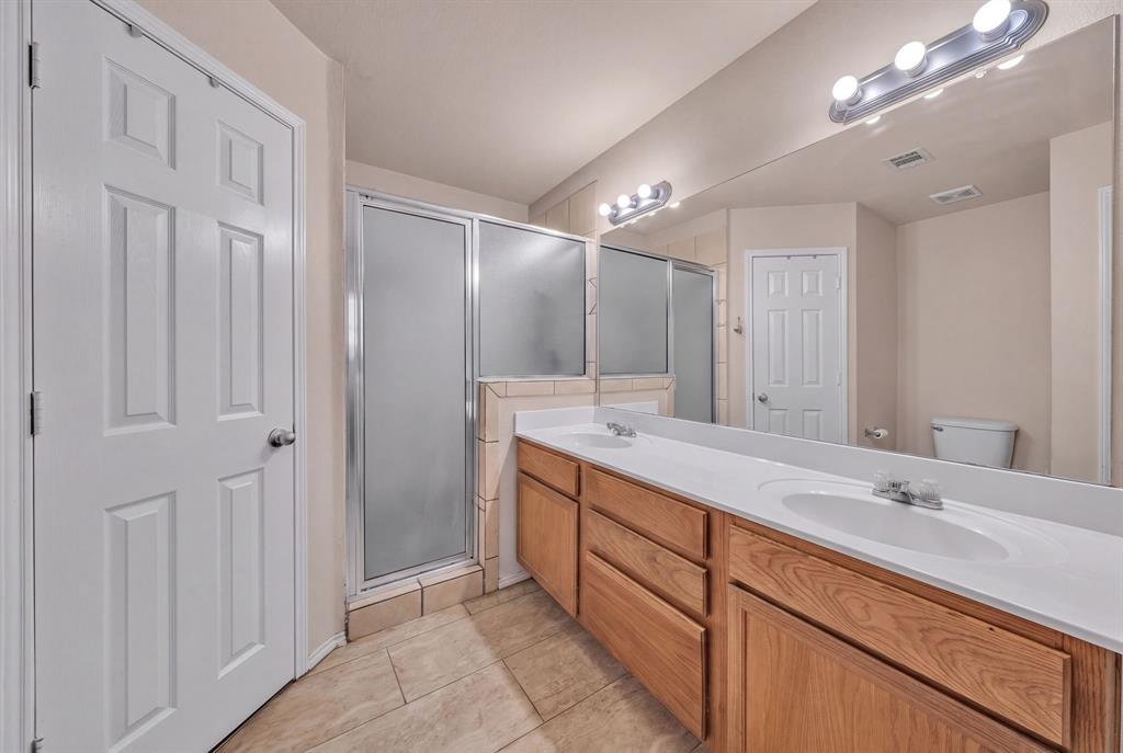 605 E Ross Street Property Photo 14