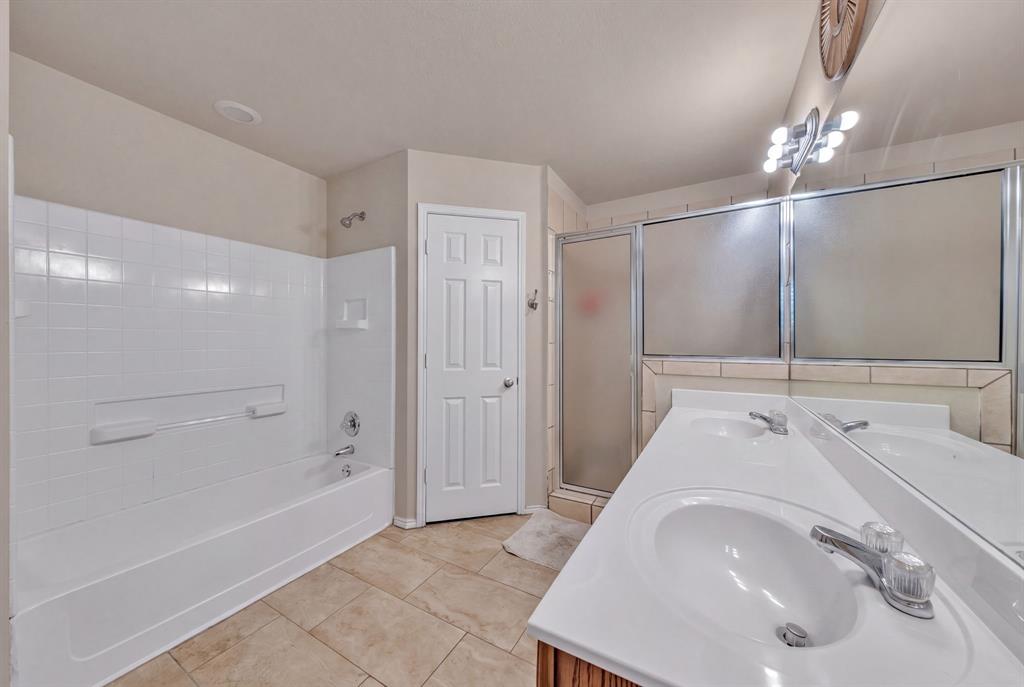 605 E Ross Street Property Photo 15