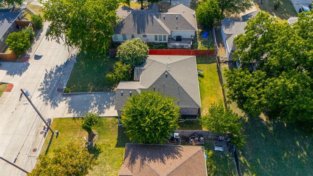 605 E Ross Street Property Photo 23