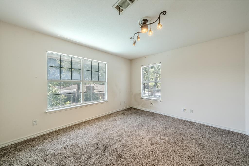 1202 Driftwood Drive Property Photo 16