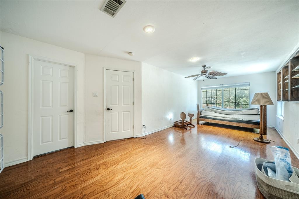 1202 Driftwood Drive Property Photo 19