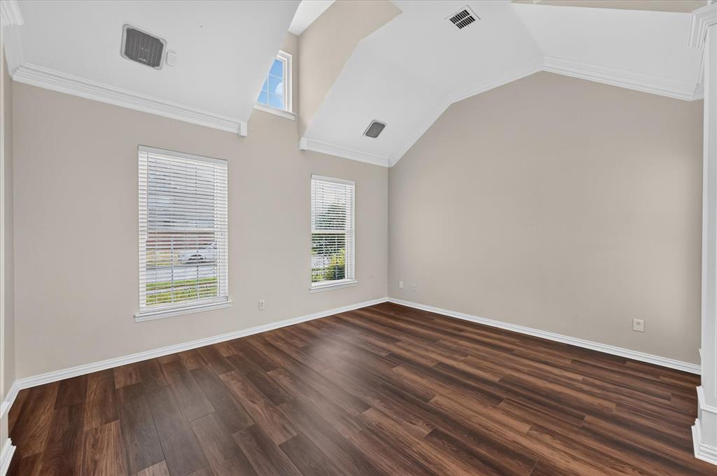 10307 Perkins Drive Property Photo 6