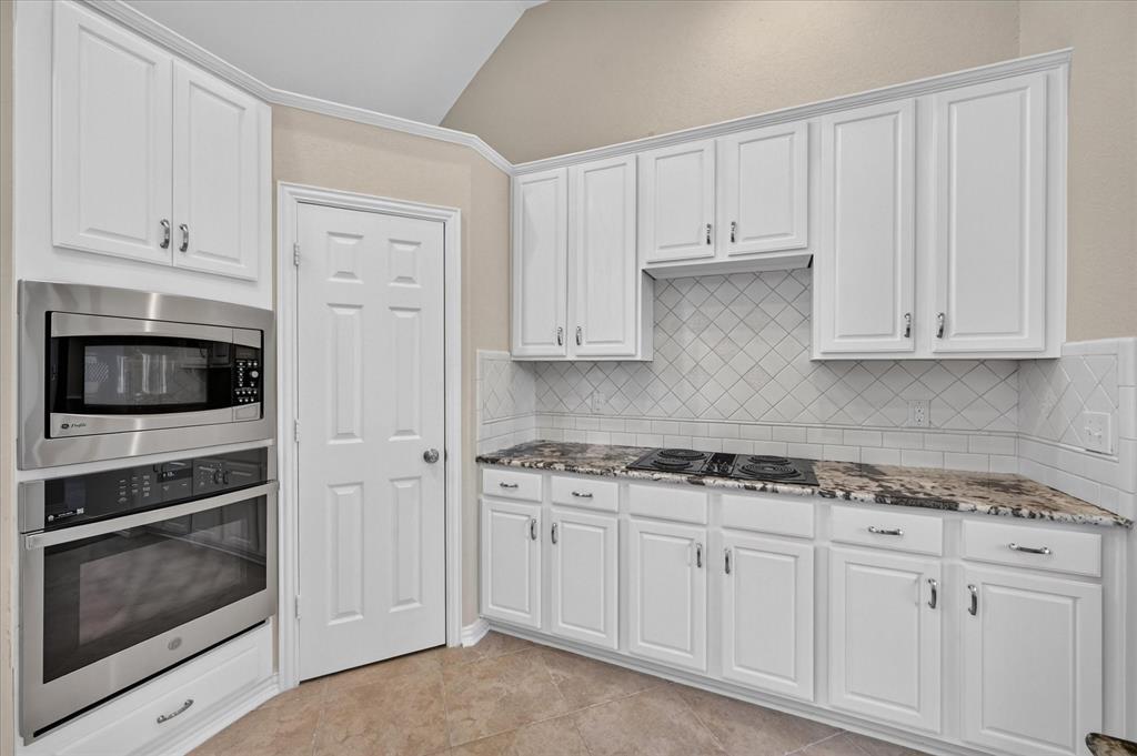 10307 Perkins Drive Property Photo 13