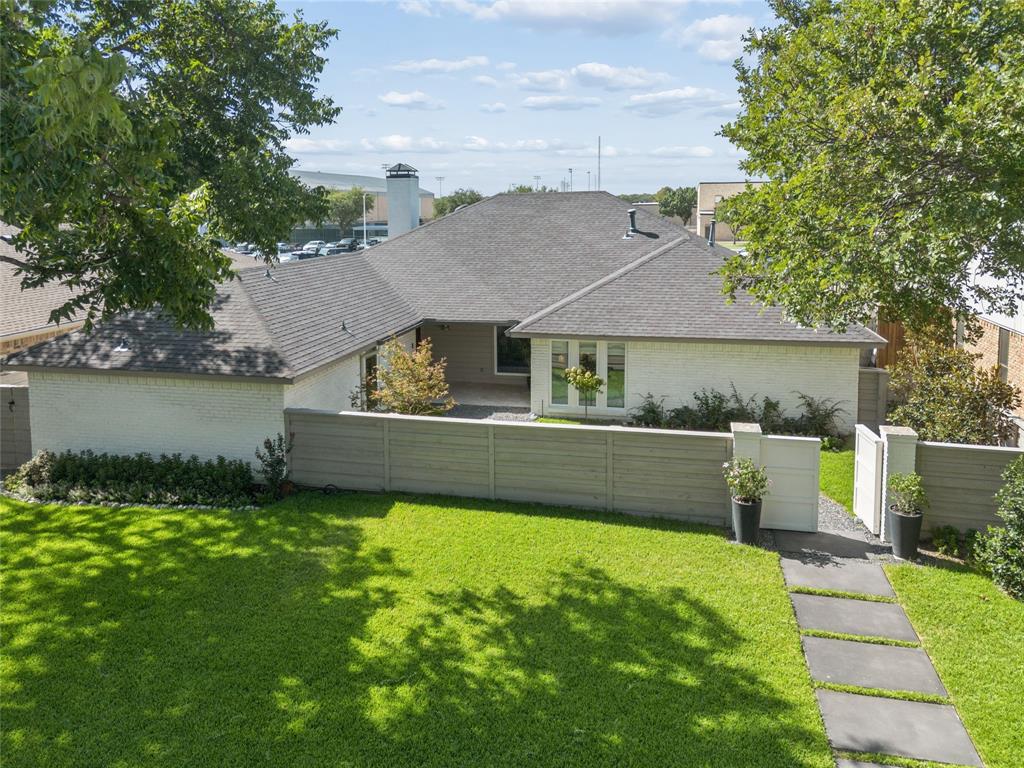 1321 Chesterton Drive Property Photo 1