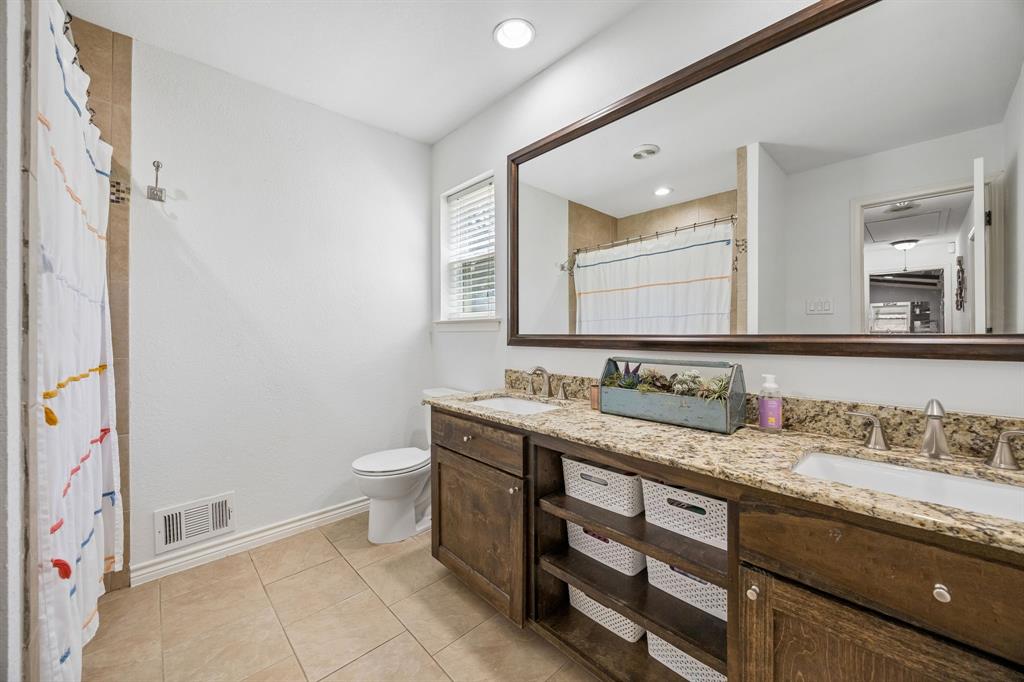9435 Hunters Creek Drive Property Photo 27