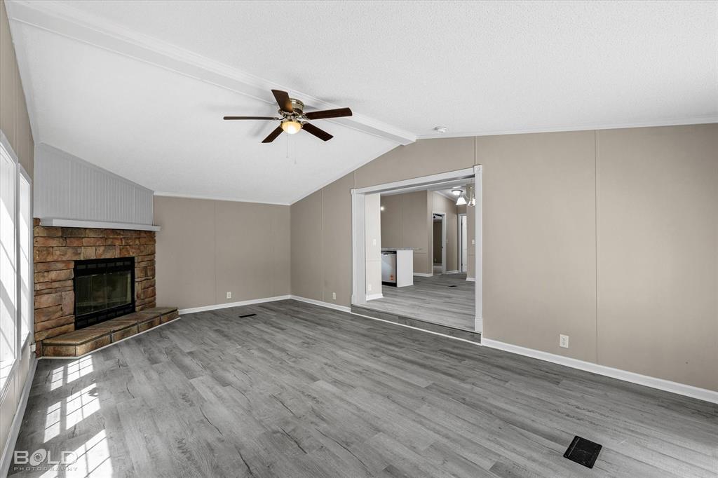 8725 Pinehaven Drive Property Photo 10