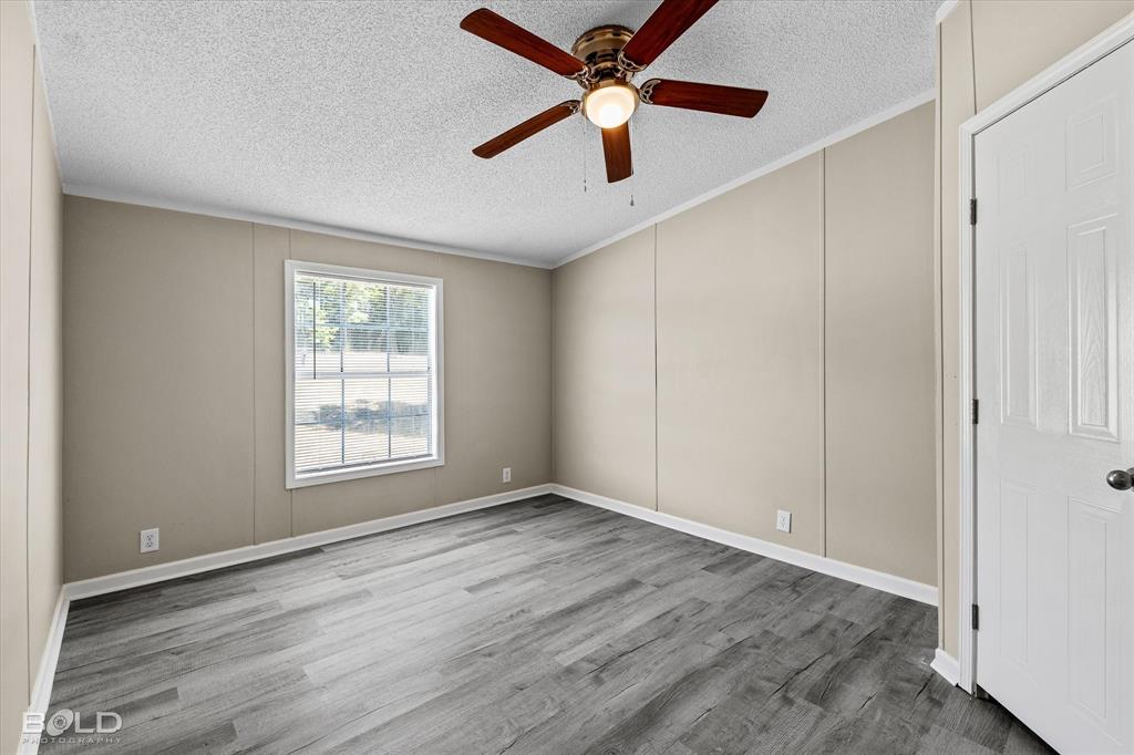 8725 Pinehaven Drive Property Photo 16