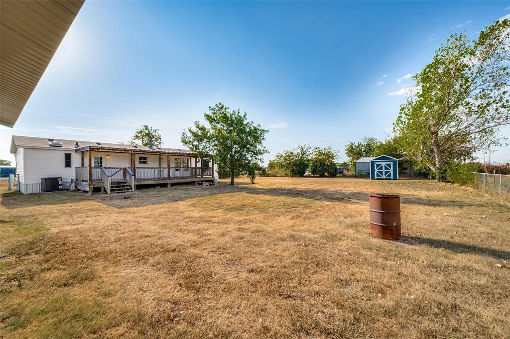 603 County Road 2133 Property Photo 27