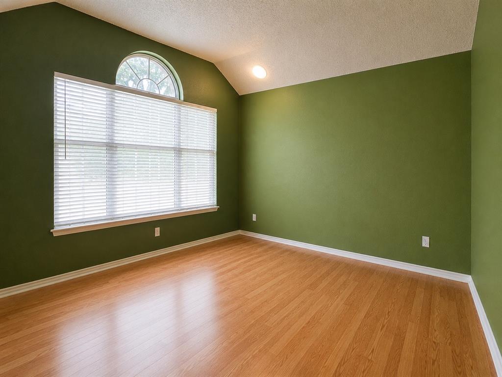 1236 Quaker Lane Property Photo 11