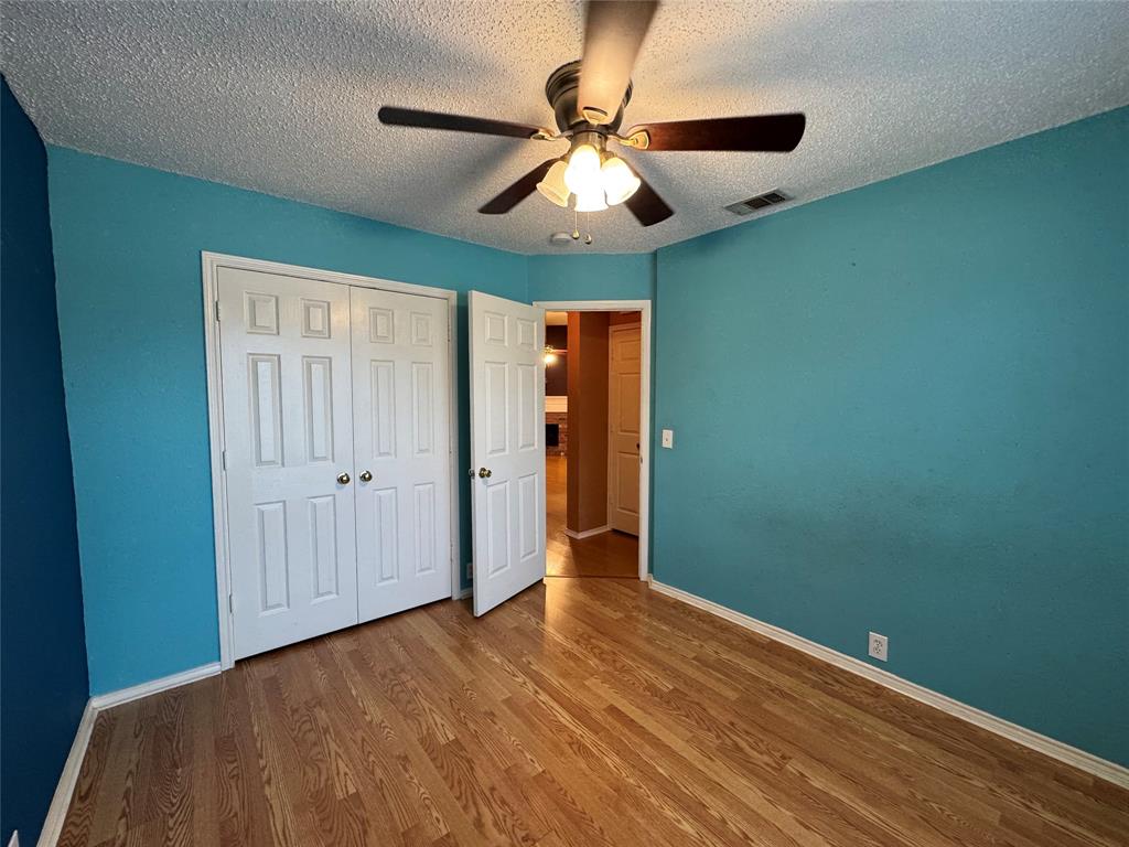 1236 Quaker Lane Property Photo 12