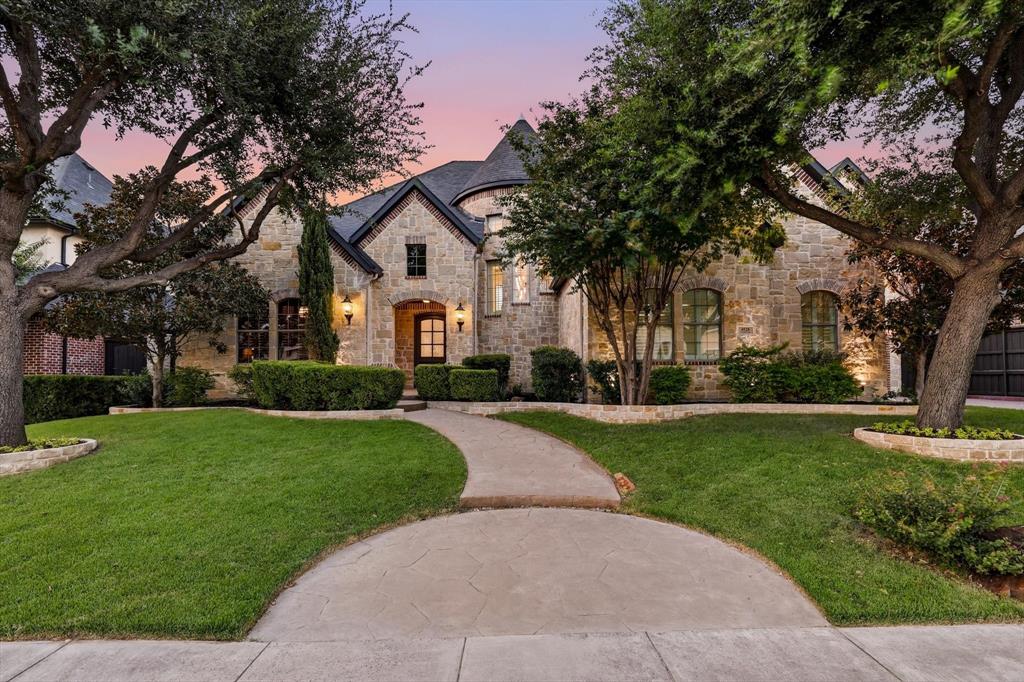 4528 Warwick Lane