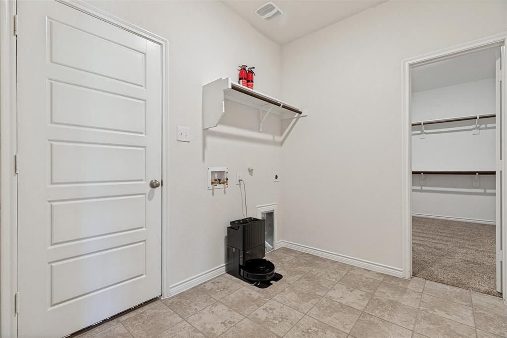 1016 Cobalt Drive Property Photo 11