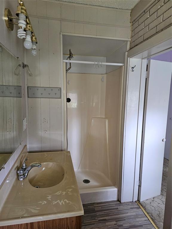 2515 Denison Street Property Photo 7