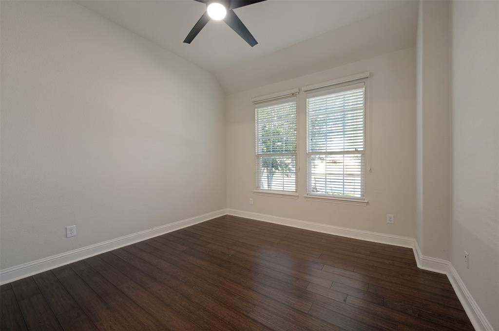 12908 Holbrook Drive Property Photo 19