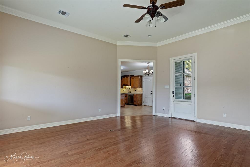 247 Olympia Drive Property Photo 4