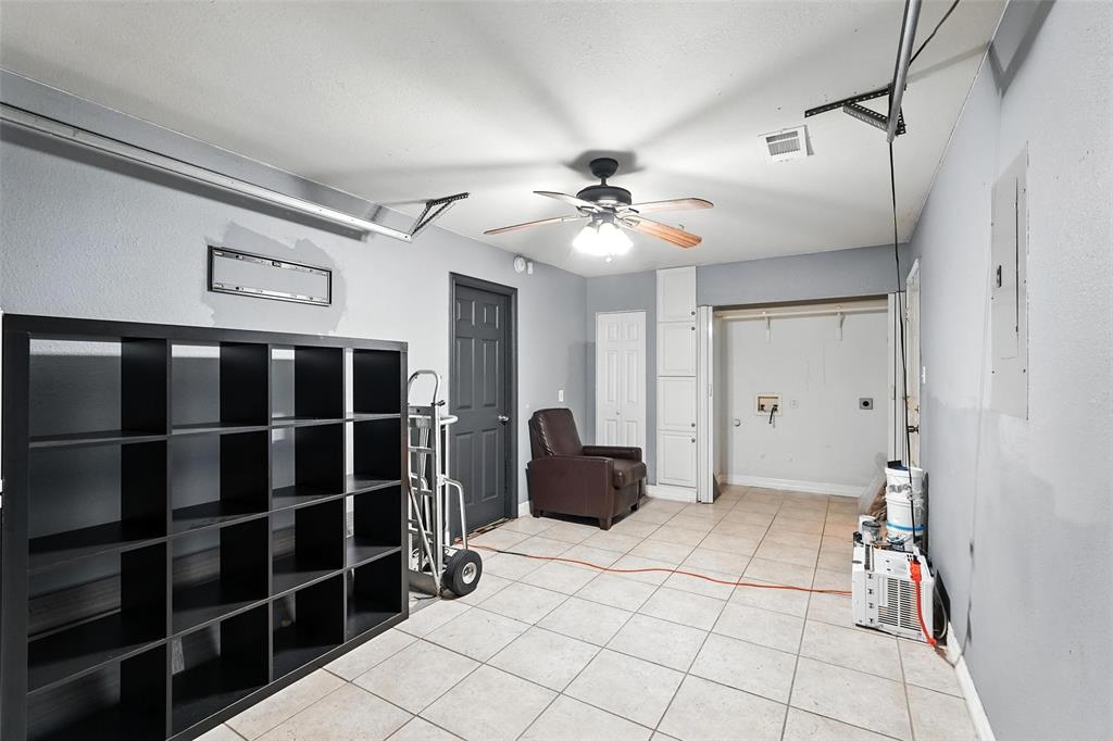 1510 N Carroll Avenue Property Photo 25