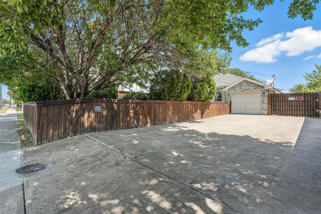 1510 N Carroll Avenue Property Photo 29