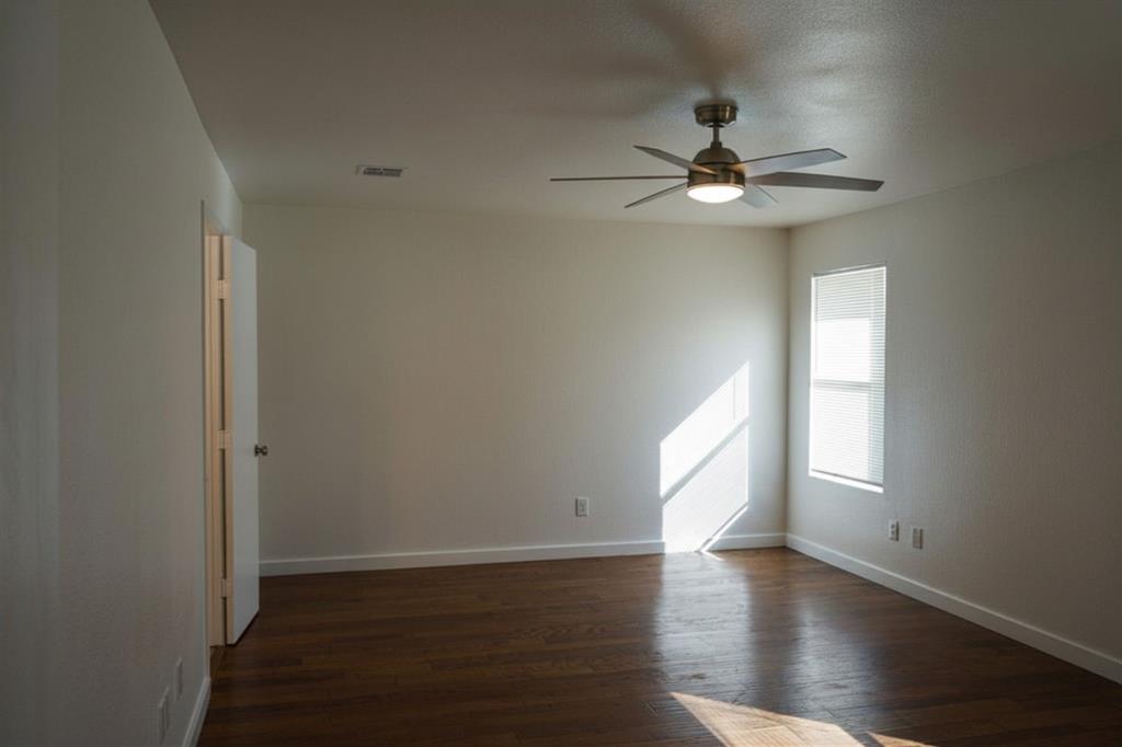 4929 Creek Ridge Trail Property Photo 13